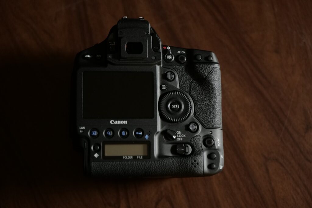 Appareil Photo Canon EOS-1D Mark III - Boîtier Seul, Obturateur à Réparer, Pour Pièces Ou Réparation