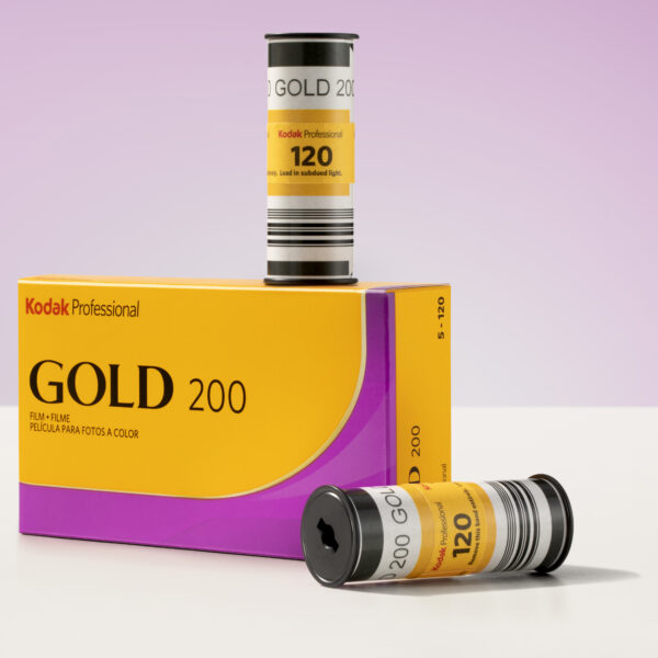 KODAK PROFESSIONAL GOLD 200 120 Film