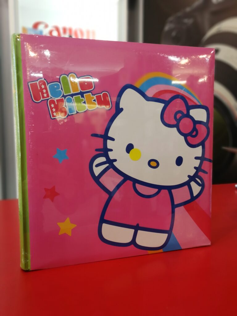 Album Hello Kitty 30 pagine tradizionale 30x30