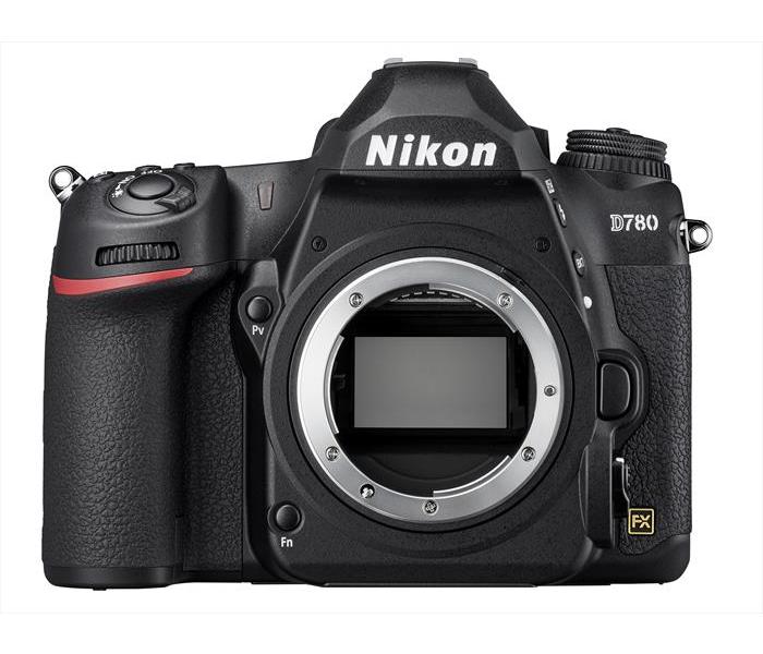Nikon D780 Body + SD 64GB Lexar Pro