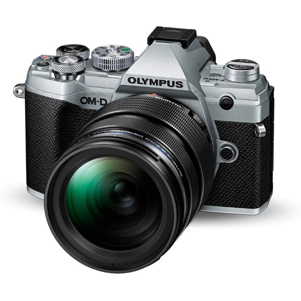 Olympus OM-D E-M5 Mark III Argento + 12-40mm f/2.8 ED Pro