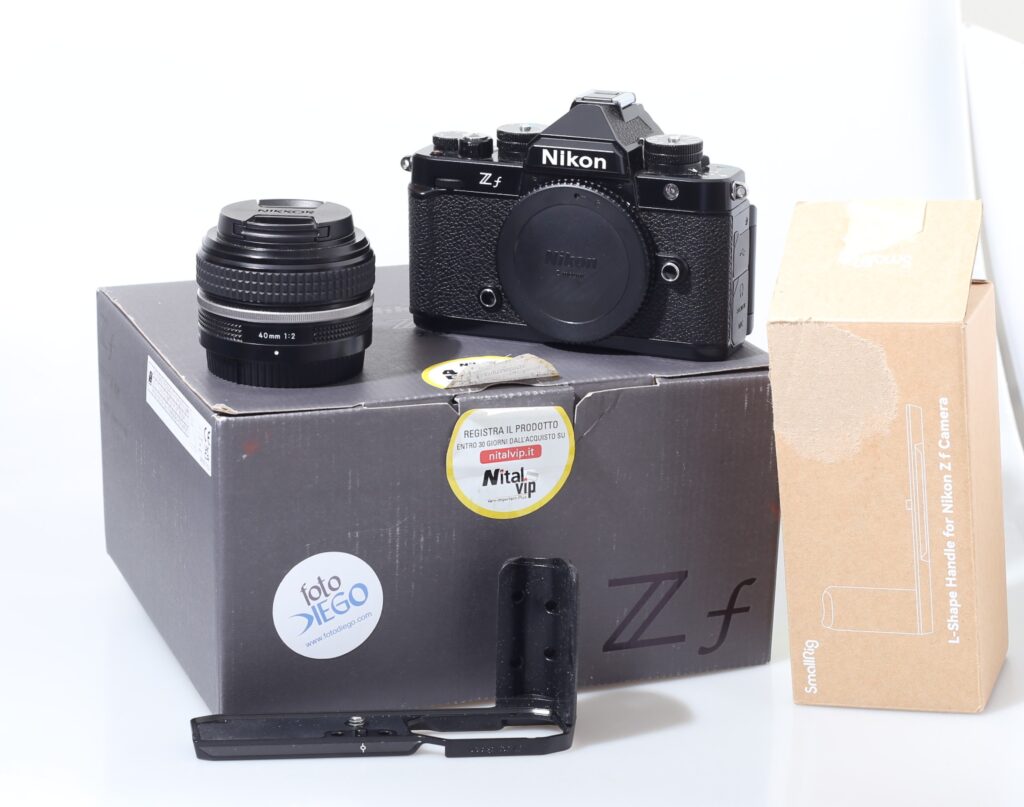 FOTOCAMERA DIGITALE MIRRORLESS NIKON ZF + Z 40 F/2 SE.