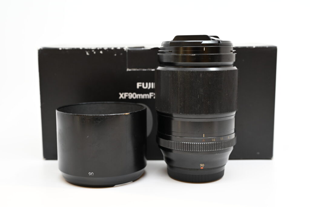 OBIETTIVO MIRRORLESS APS-C FUJIFILM XF 90 MM F/2 R LM WR