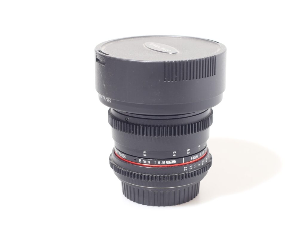 OBIETTIVO SAMMYANG 8 MM T3.5 UMC FISH-EYE CS II. CANON.