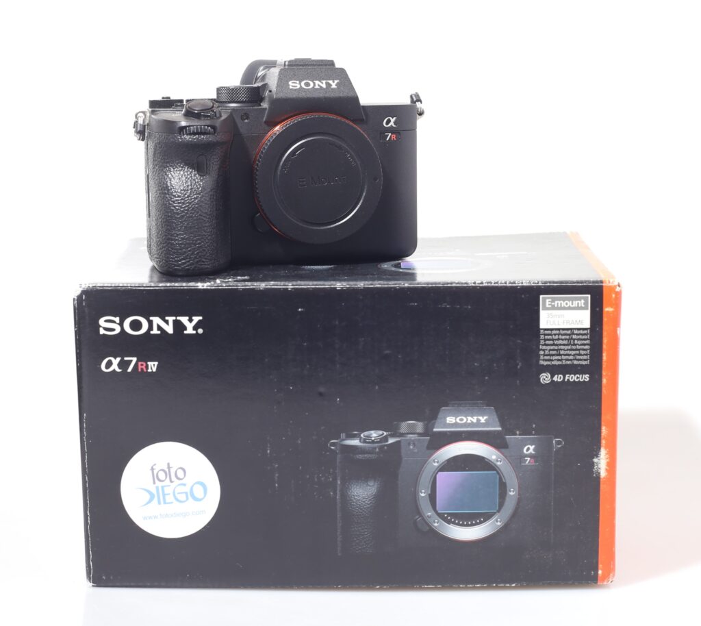 FOTOCAMERA DIGITALE MIRRORLESS FF SONY A7R 4. CORPO.