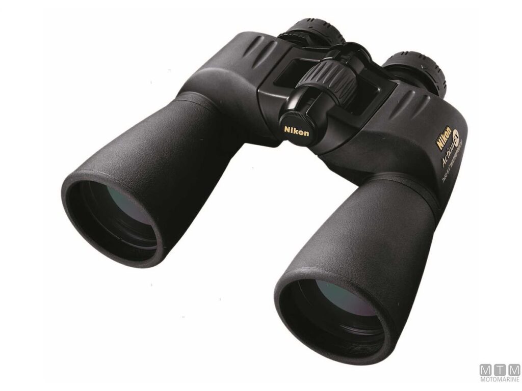 NIKON ACTION 7x50