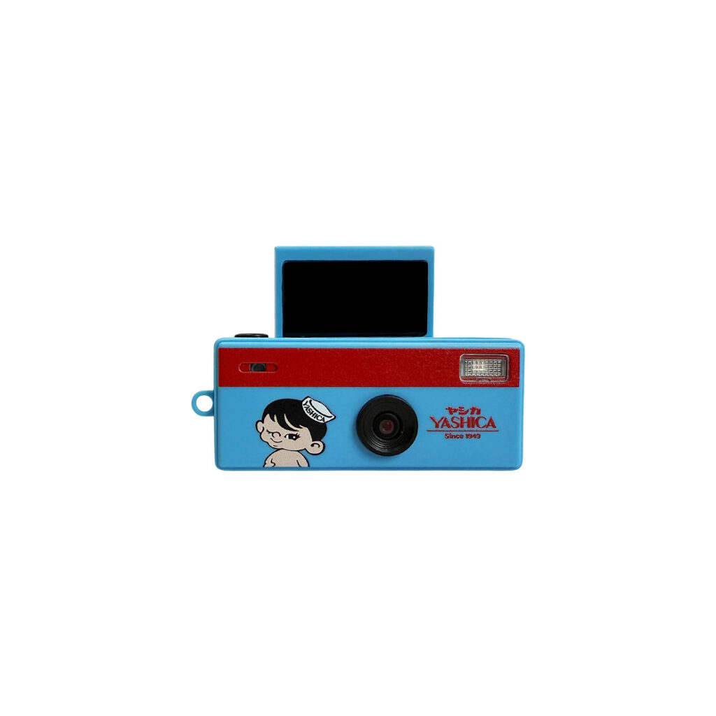 YASHICA Funtastic Keychain Camera (Yashica Boy)