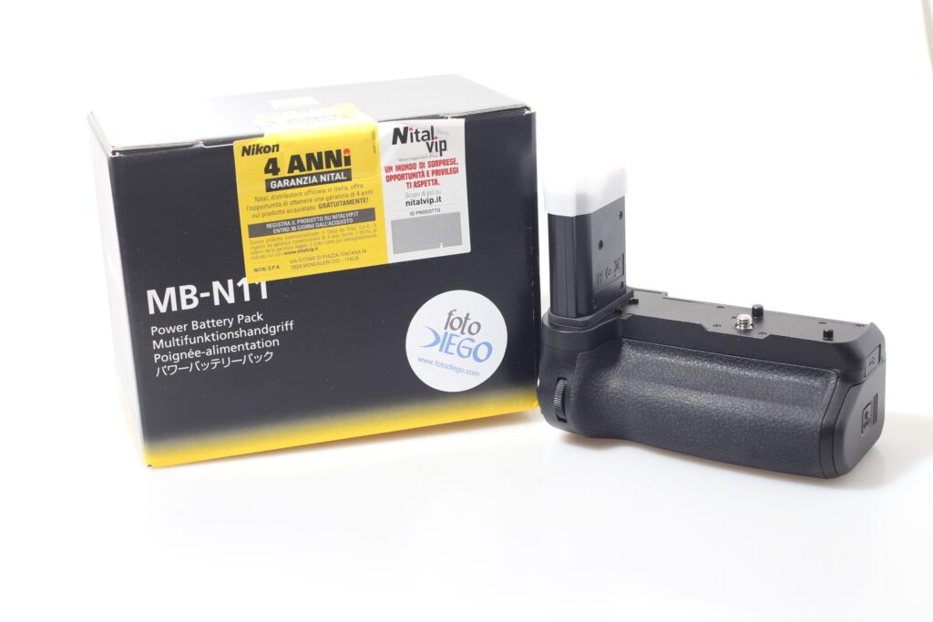 POWER BATTERY PACK NIKON MB-N11. NITAL.