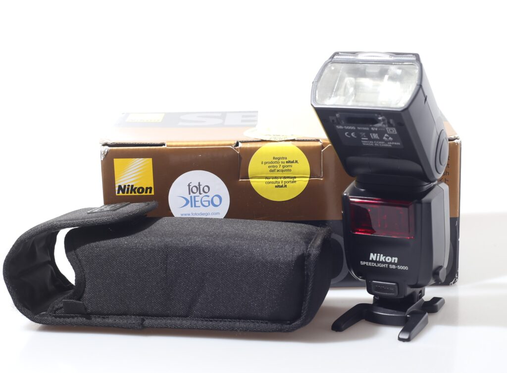FLASH NIKON SPEEDIGHT SB-5000. NITAL.