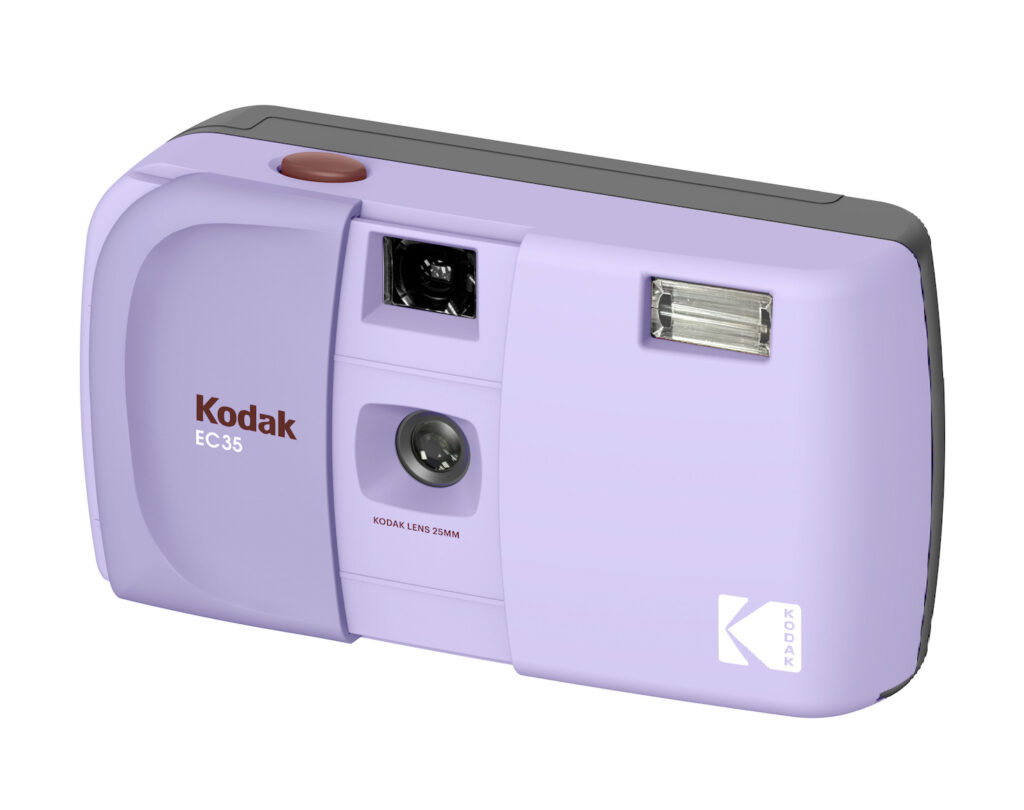 Kodak EC35 Lavender – Fotocamera Analogica 35mm Riutilizzabile con Obiettivo 25mm e Flash