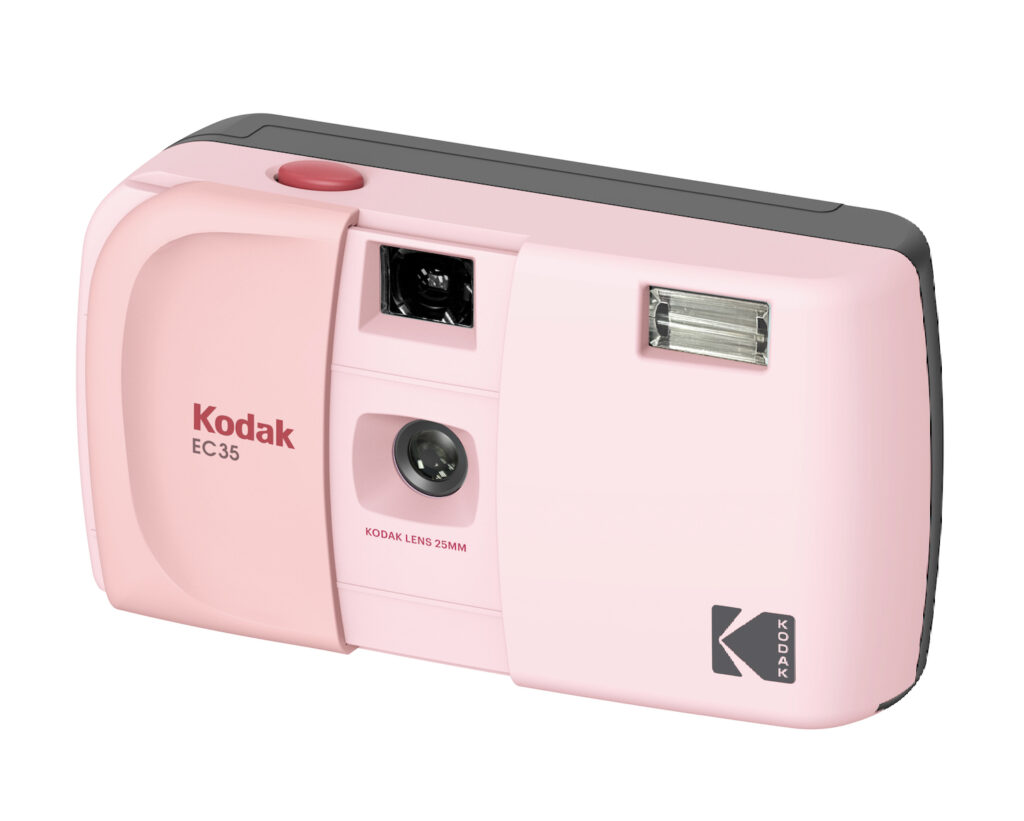 Kodak EC35 Blush Pink – Fotocamera Analogica 35mm Riutilizzabile con Obiettivo 25mm e Flash