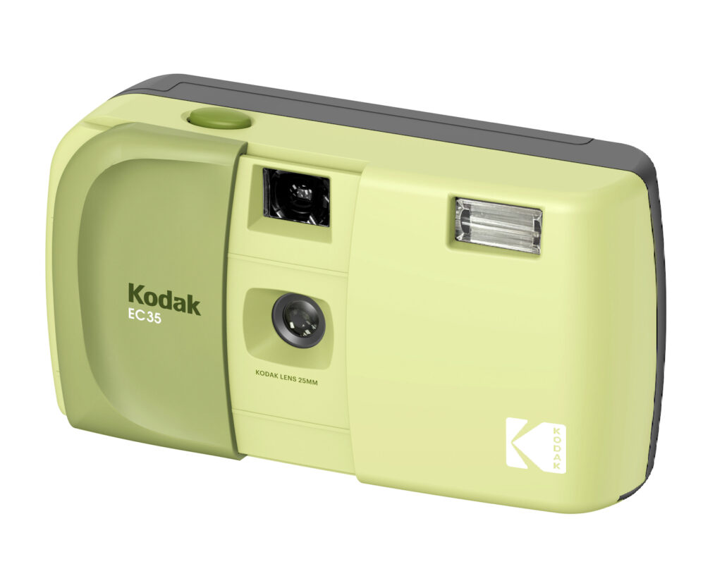 Kodak EC35 Avocado Green – Fotocamera Analogica 35mm Riutilizzabile con Obiettivo 25mm e Flash
