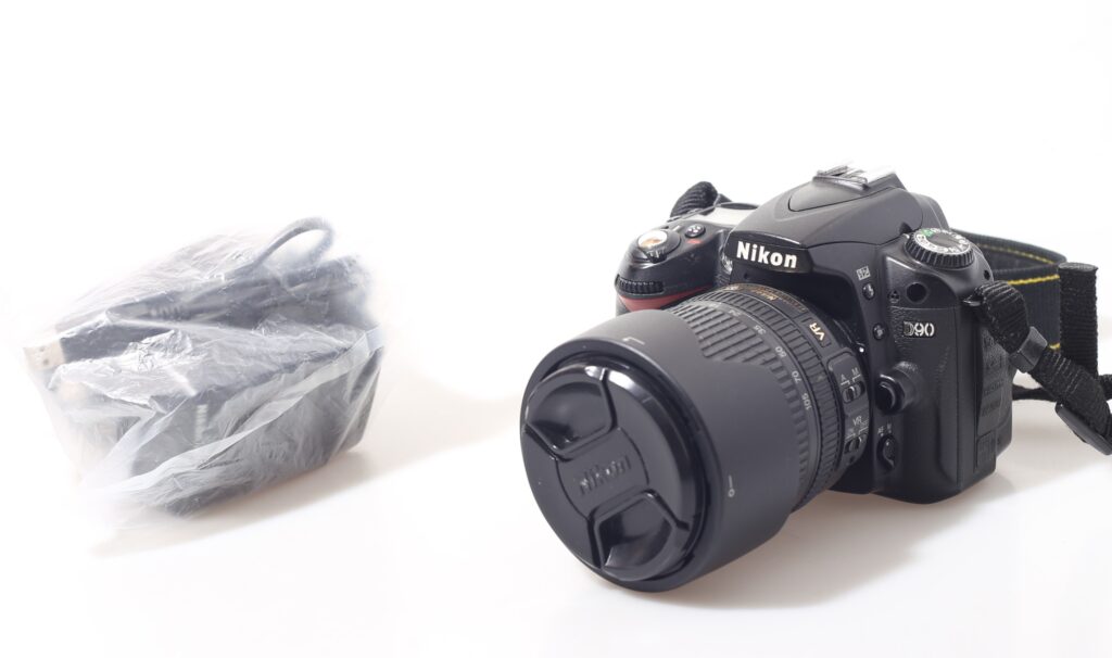 FOTOCAMERA DIGITALE REFLEX NIKON D90+18-105 VR.