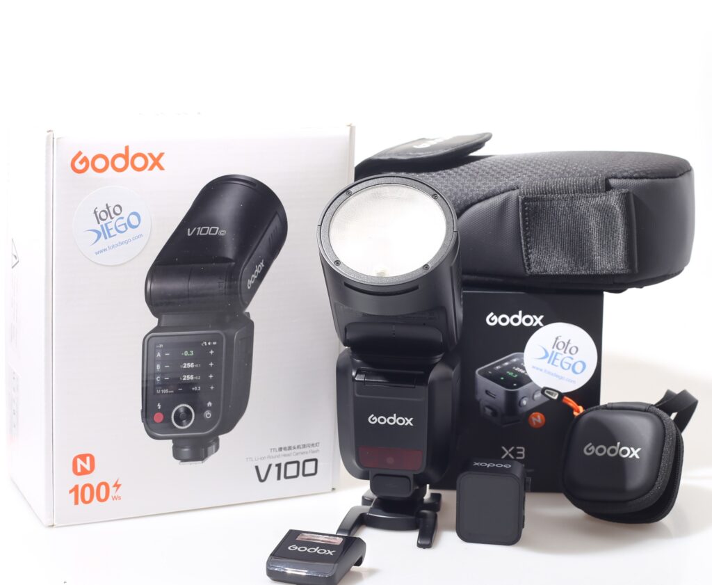 FLASH GODOX V100 NIKON + TRASMETTITORE GODOX X3 NIKON.