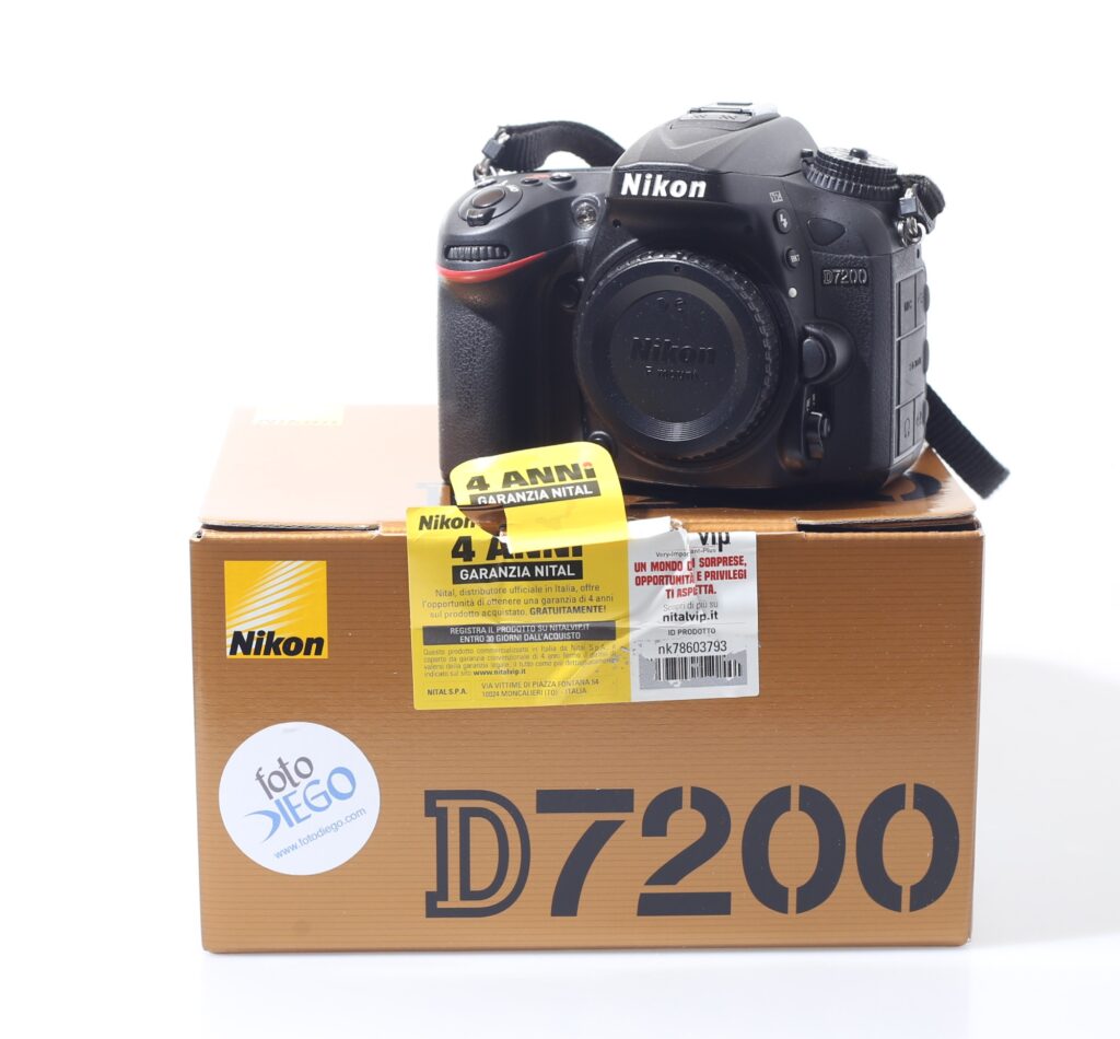FOTOCAMERA DIGITALE REFLEX NIKON D7200. NITAL. CORPO.