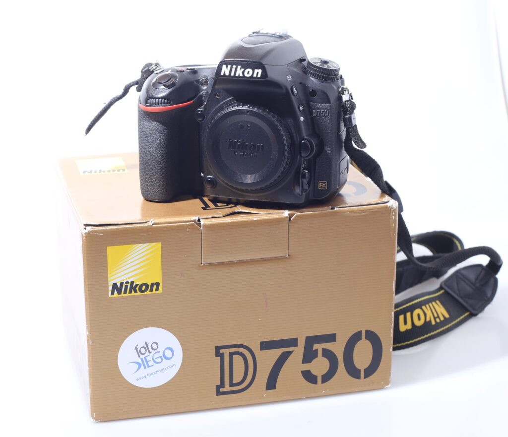 FOTOCAMERA DIGITALE REFLEX FF NIKON D750. CORPO.