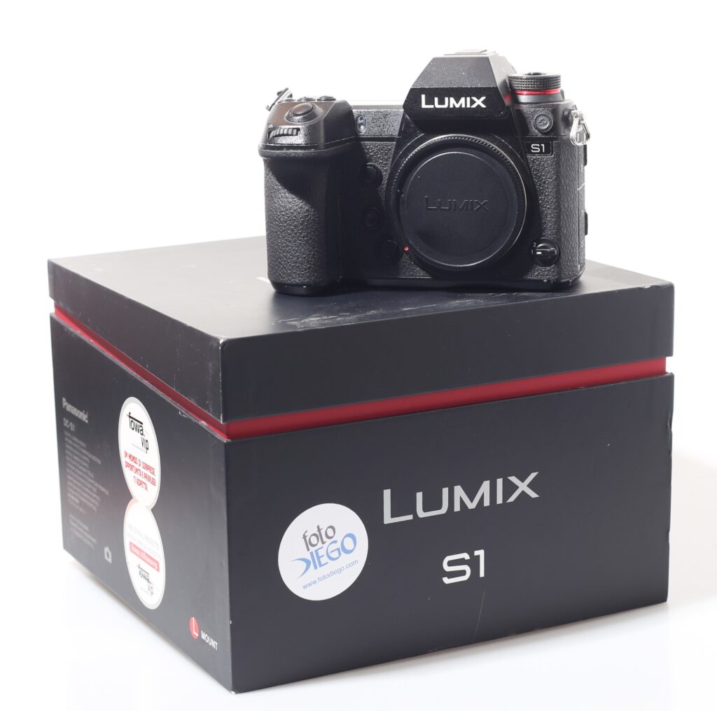 FOTOCAMERA DIGITALE MIRRORLESS FF PANASONIC S1. CORPO.